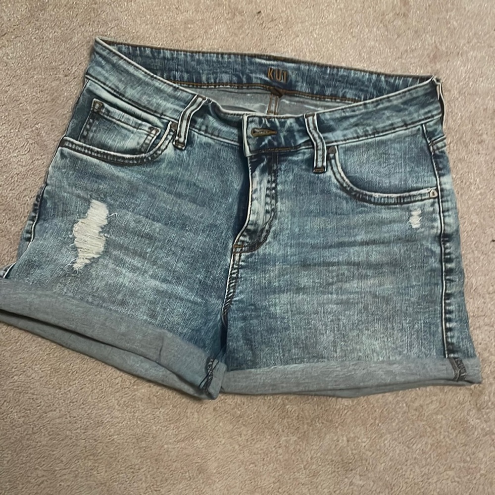 Kut from the Kloth roll cuff hem denim stretchy shorts